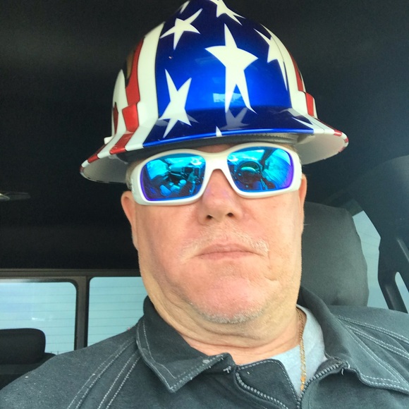 Meet your Posher, Johnny - Picture 1 of 1